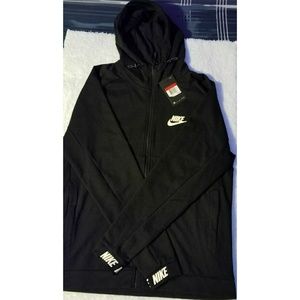 NWT Nike Pullover Jacket ✔